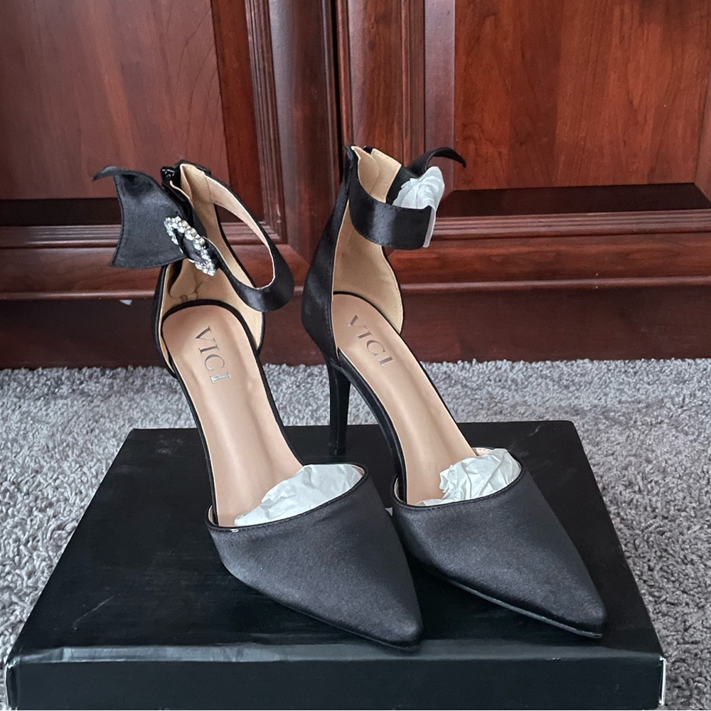 VICI satin embellished pointed heels